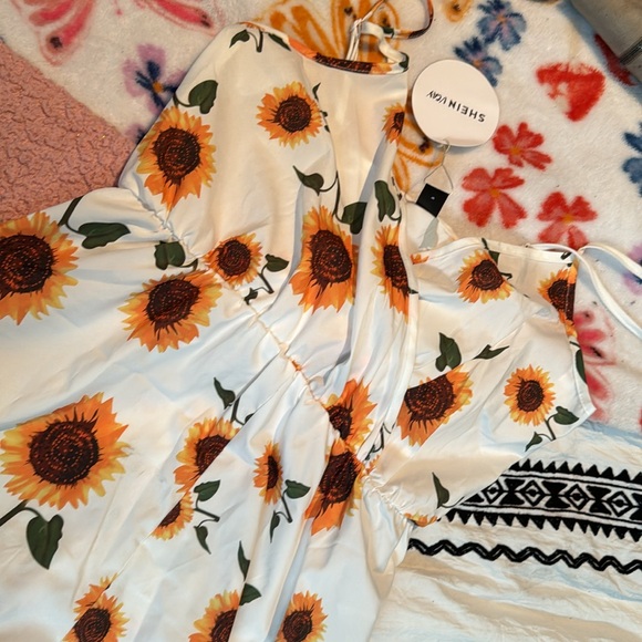 Romper - Picture 4 of 7